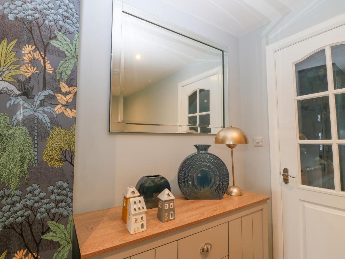 Artro Villa Cemaes Bay Exterior photo